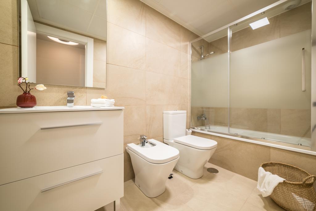 La Serna Premium Center Málaga Szoba fotó